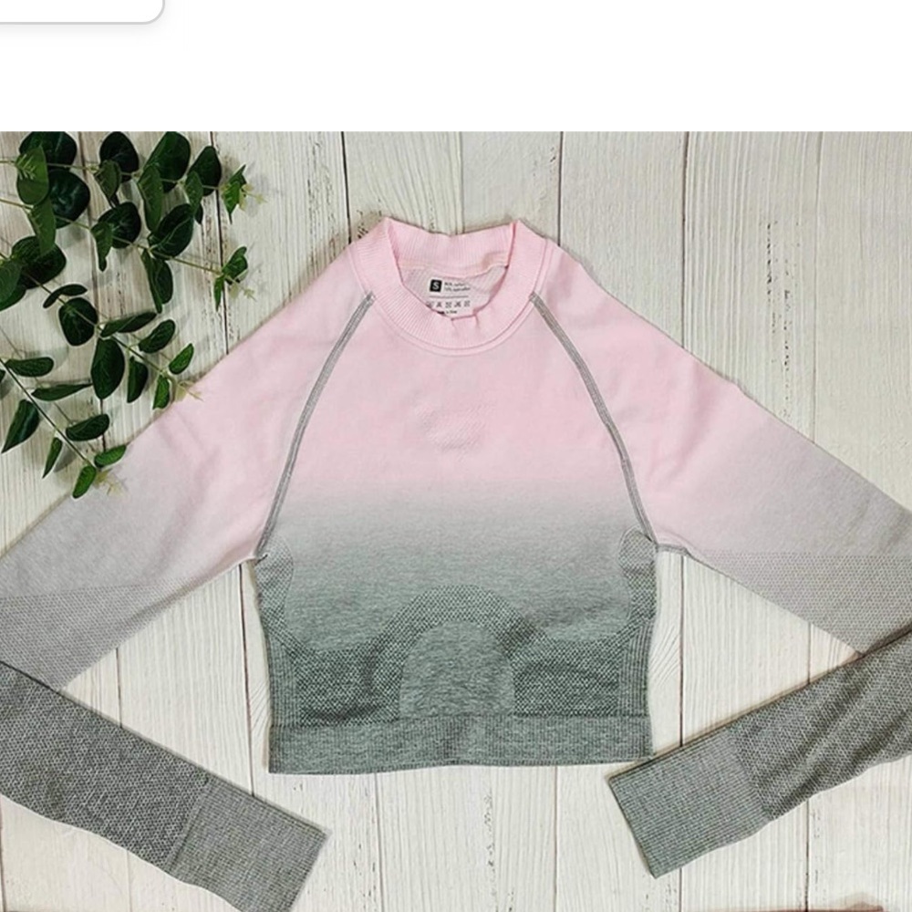 Matching ombré pink/grey Workout Set (leggings and crop long sleeve top) small